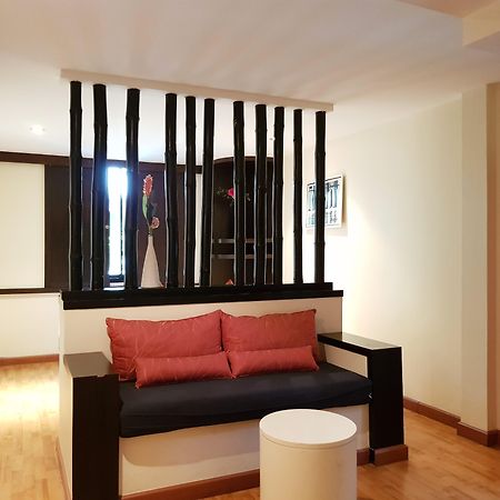 Studio Sukhumvit 18 By Icheck Inn Bangkok Exterior photo